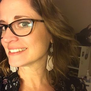 Meet your Posher, Jeana